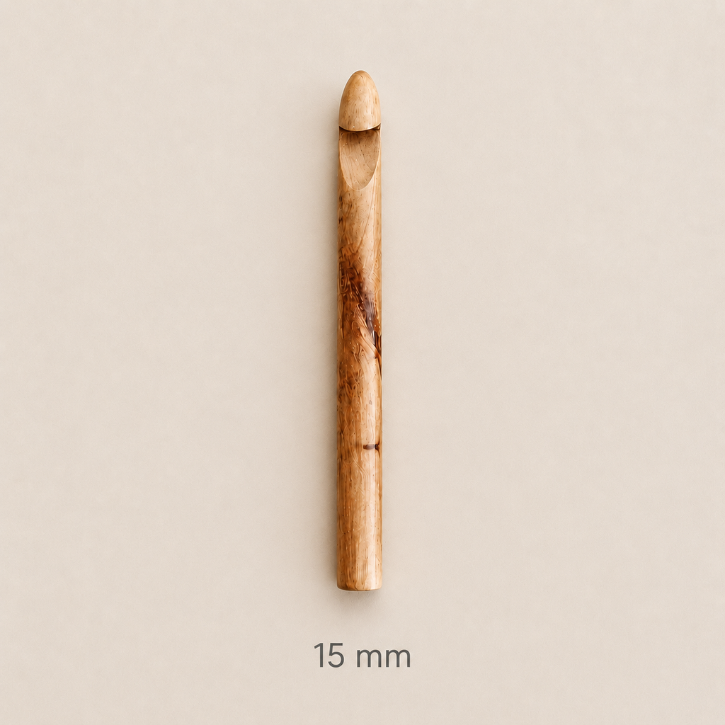 Crochet XXL en bambou 15 mm – Fil de Miel