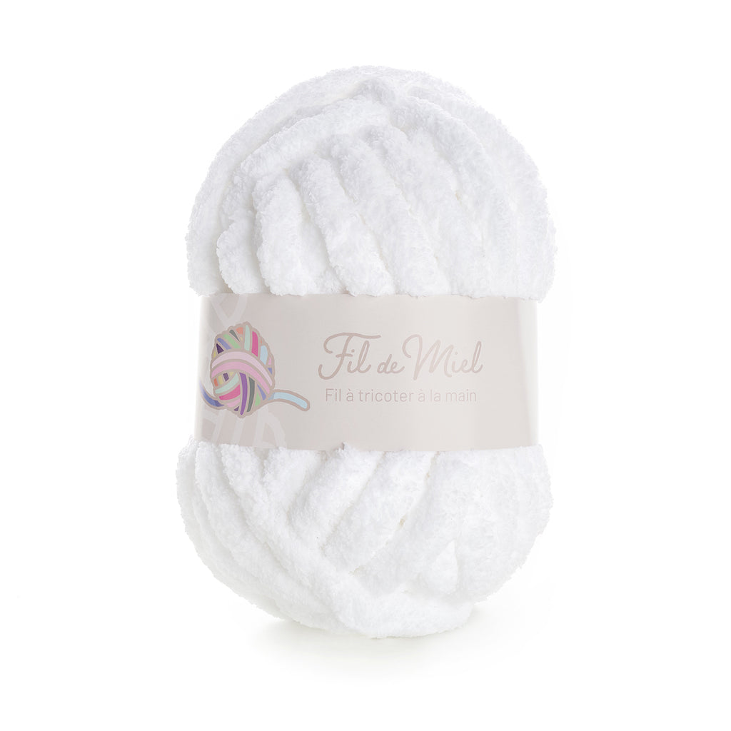 Fil XXL Blanc Neige: pelote de laine blanche ultra-douce, label « Fil de Miel » et logo couleur sur étiquette.