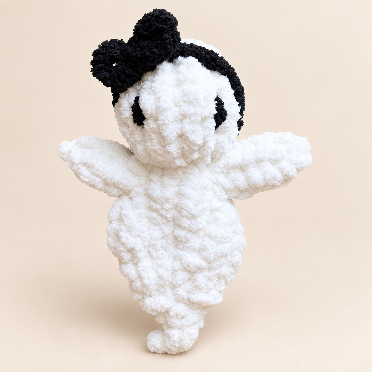 Fantôme blanc avec nœud noir en fil chenille XXL – Fil de Miel