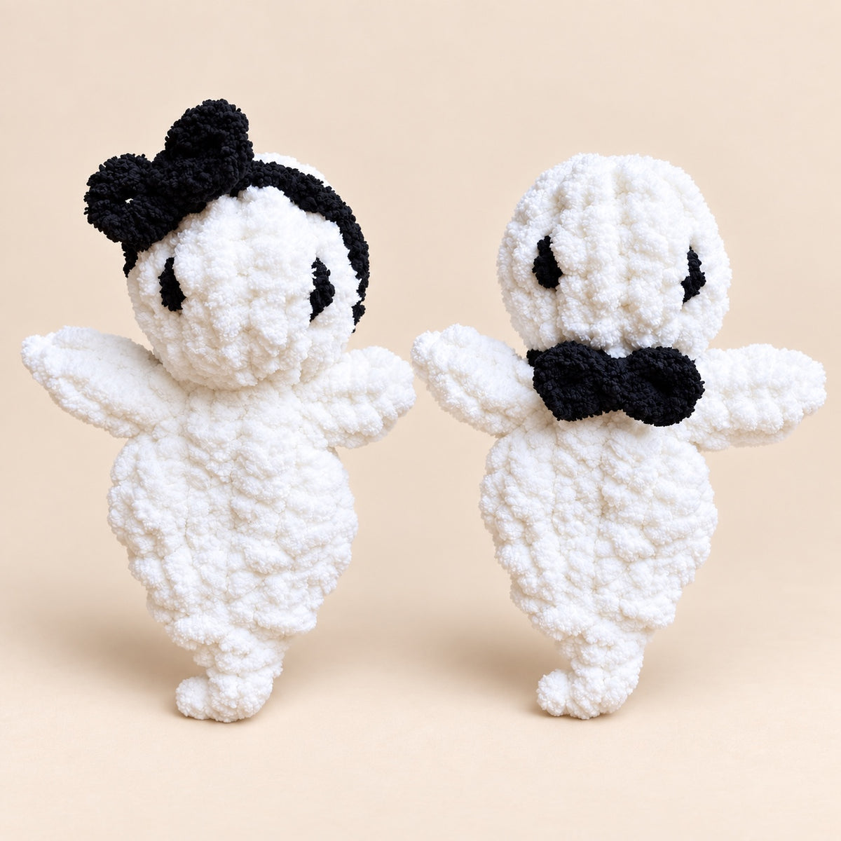 Deux fantômes d’Halloween en fil chenille XXL – Kit Fil de Miel